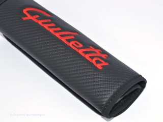 Χειροποίητα Μαξιλαράκια Ζώνης Carbon 3d με κεντητά γράμματα – Φωτογραφία από auto-parts.gr