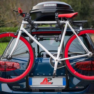 Χωρητικότητα: 3 ποδήλατα και FAT Bikes (με χοντρά λάστιχα).